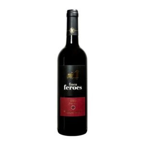 Bottle of Finca Feroes Roble Ribera 2020, a premium Spanish red wine.